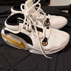 Nike Kids Sneakers White Black Gold